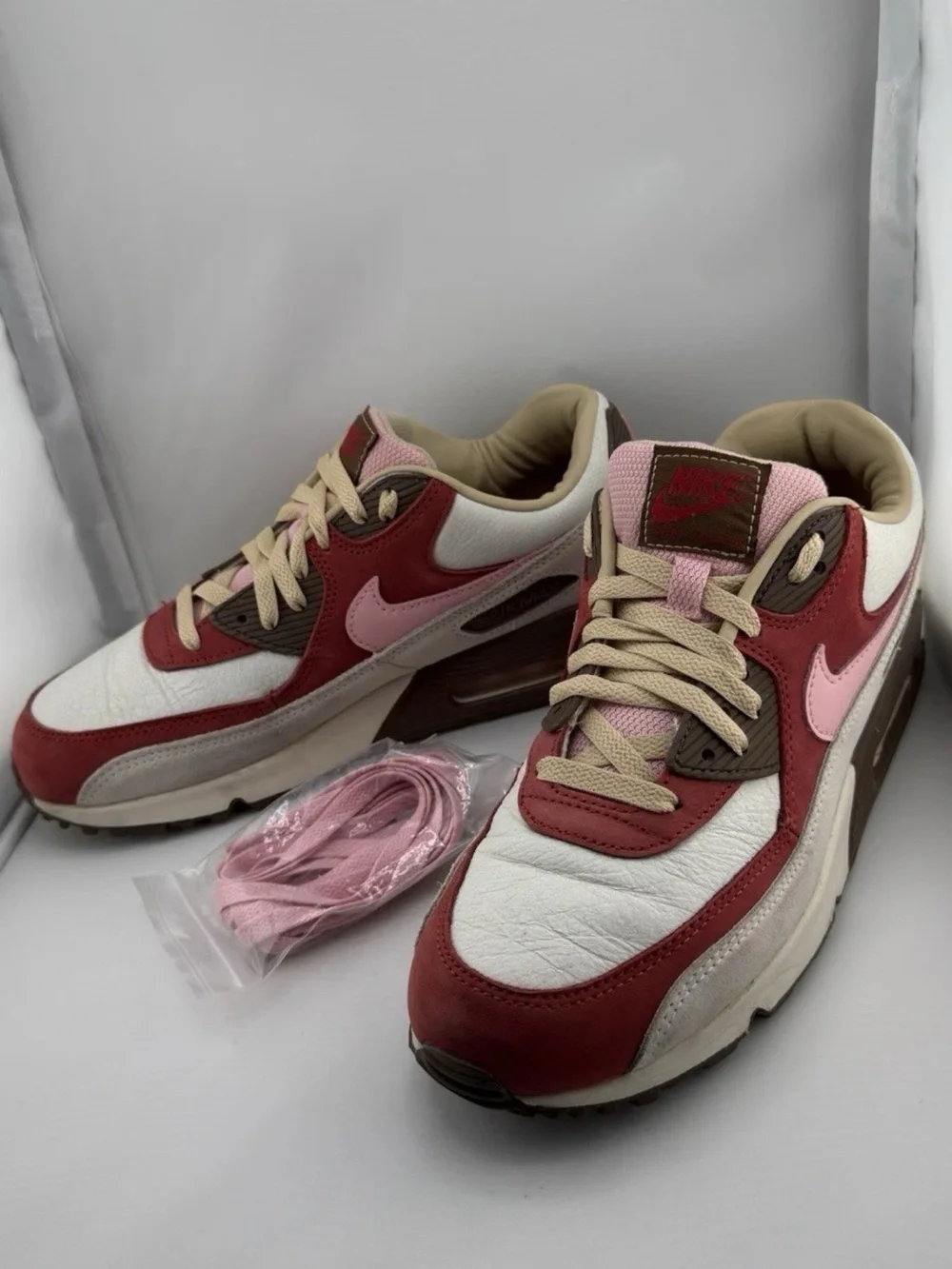 Nike Air Max 90 2021 Bacon CU1816-100 Men’s Size 9.5, No Box, Extra Pink Laces